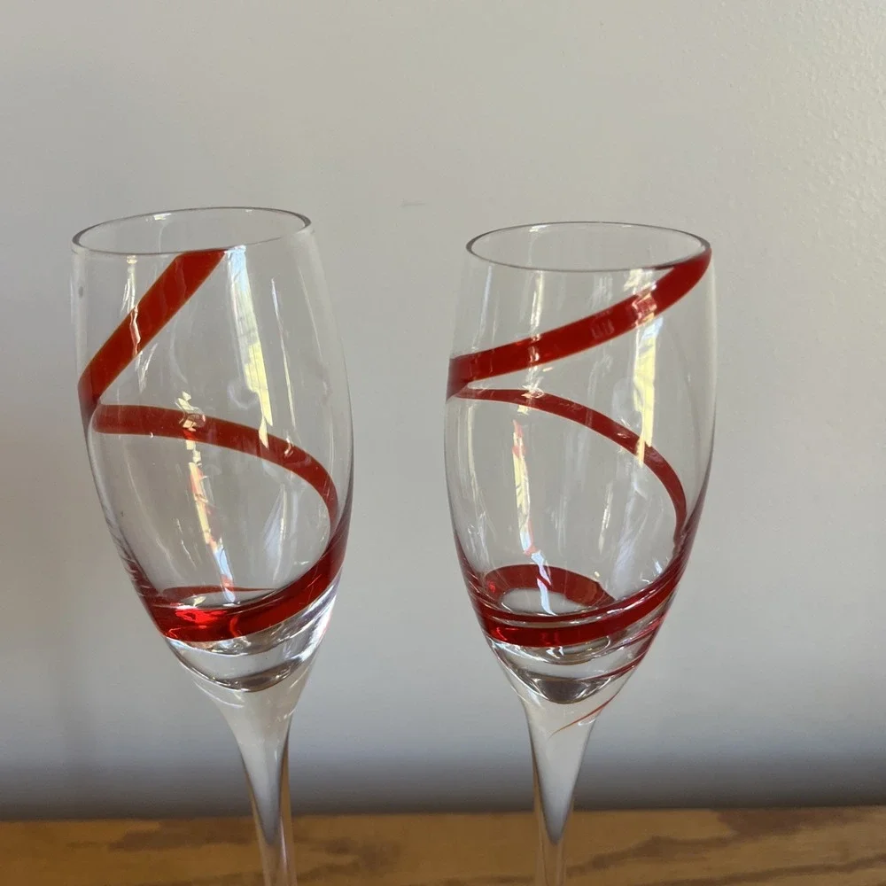 PIER 1 RED SWIRLINE CHAMPAGNE FLUTE GLASS (SET OF TWO) Long Stem 10
